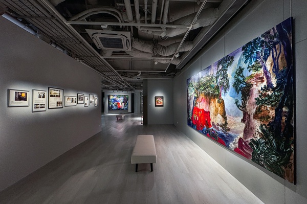 Ziad Dalloul: Only light has no shadow